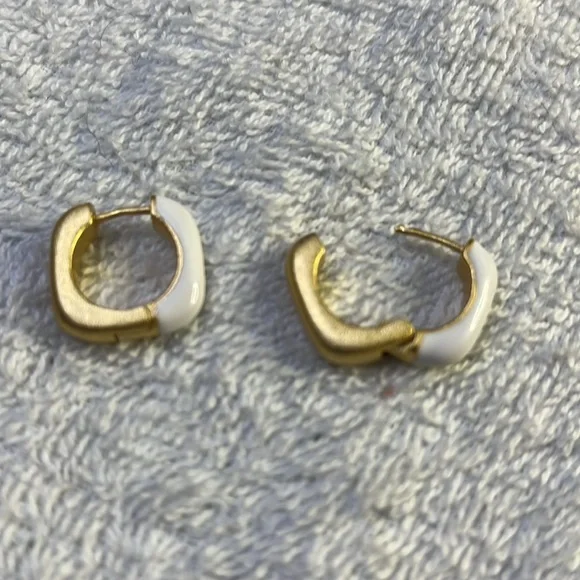 # 16 Sterling Silver Chunky Enamel Huggie Hoop Earrings - Picture 6 of 8